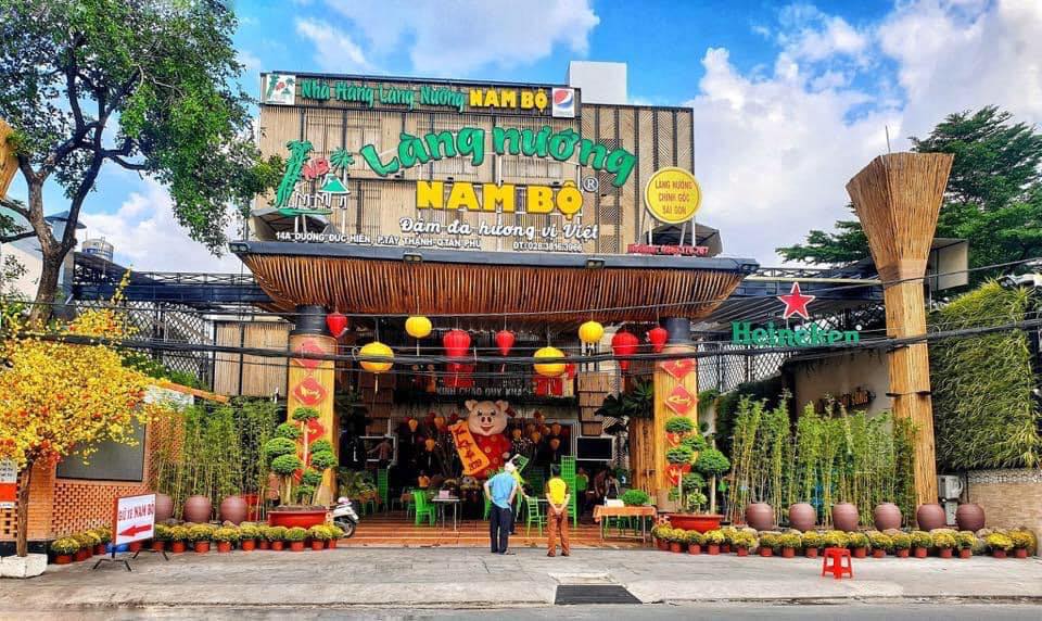 Nhà Hàng Tân Phú Tổ Chức Tiệc Gia Đình Giá Hợp Lý